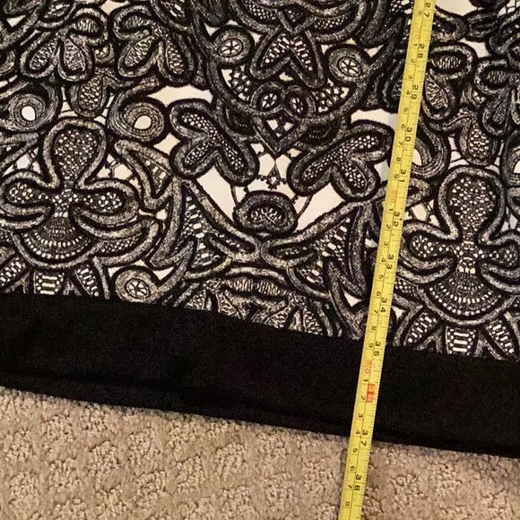 👗 Women’s dress, size 8 - Picture 10 of 11